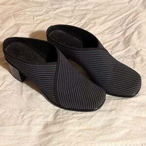 Black and Blue Striped Women's Mules
